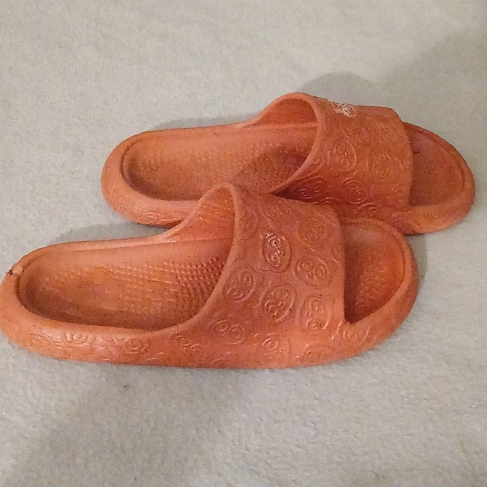 Women's Red Slides - Picture 2 of 8